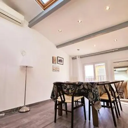 Le Godart - Au Coeur Du Vieil بيت للعطل